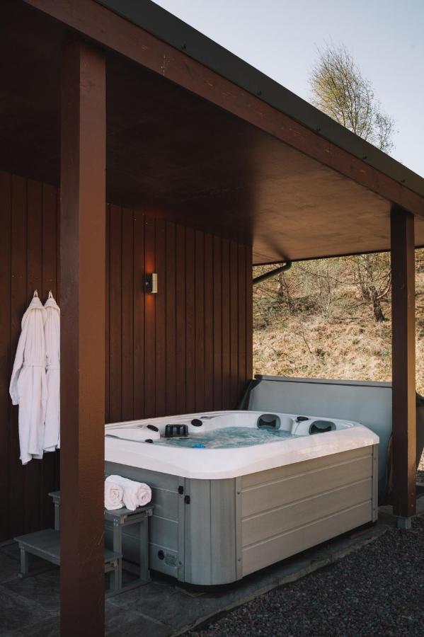 Frances' Sketch Pad With Hot Tub Apartman Fort William Kültér fotó